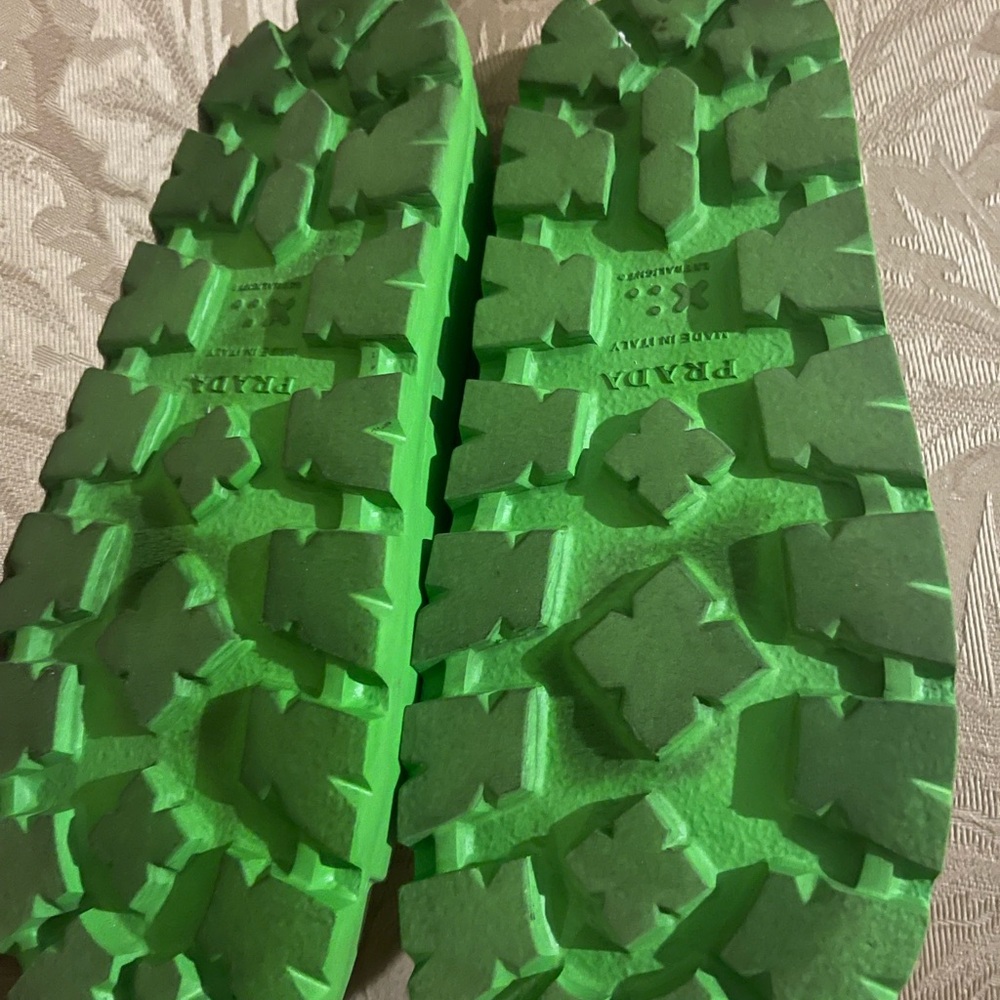Prada lug sole slides- size 38 - Picture 5 of 6